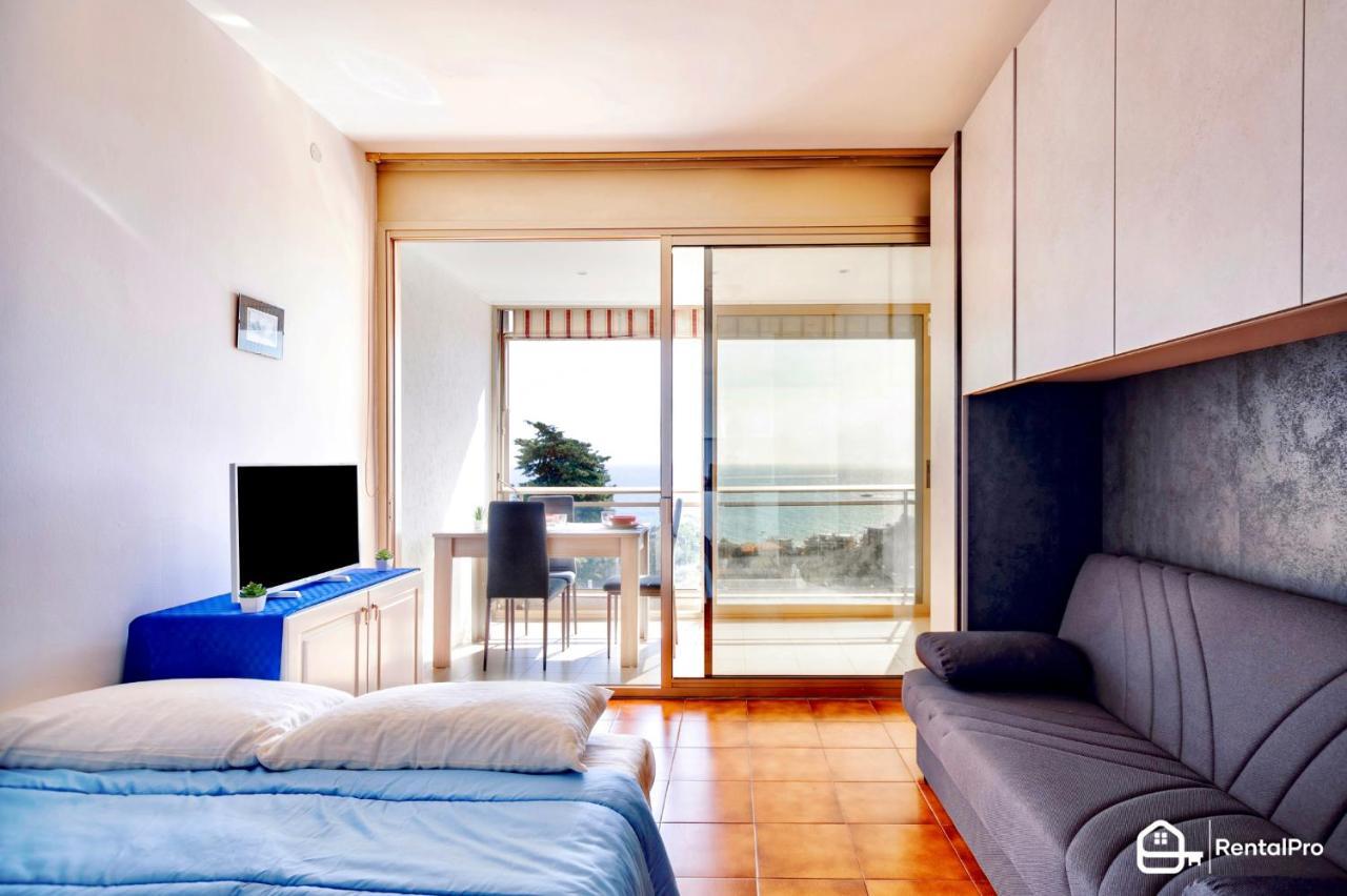 圣雷默Free Parking-Sea View, With Pool & Garden公寓 外观 照片
